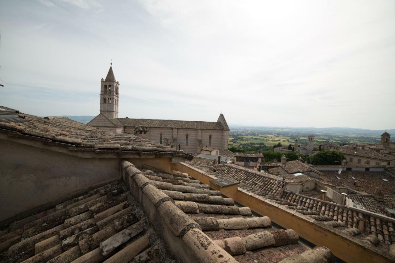 Hotel La Viola Di Assisi Exterior foto